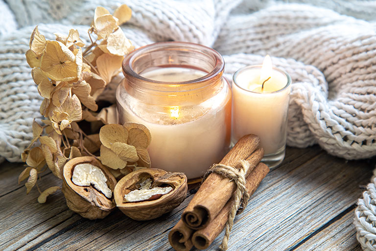 Top, Middle & Base Notes: How to Blend Fragrances Like a Pro